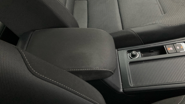 Volkswagen Golf 1.5 TSI EVO SE [Nav] 5dr Petrol Hatchback